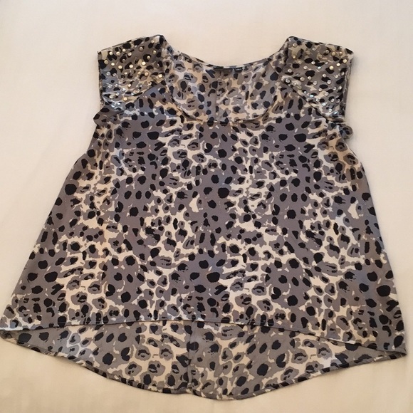 Allen B Blouse w/Stud Details - Cheetah Print - Picture 1 of 5